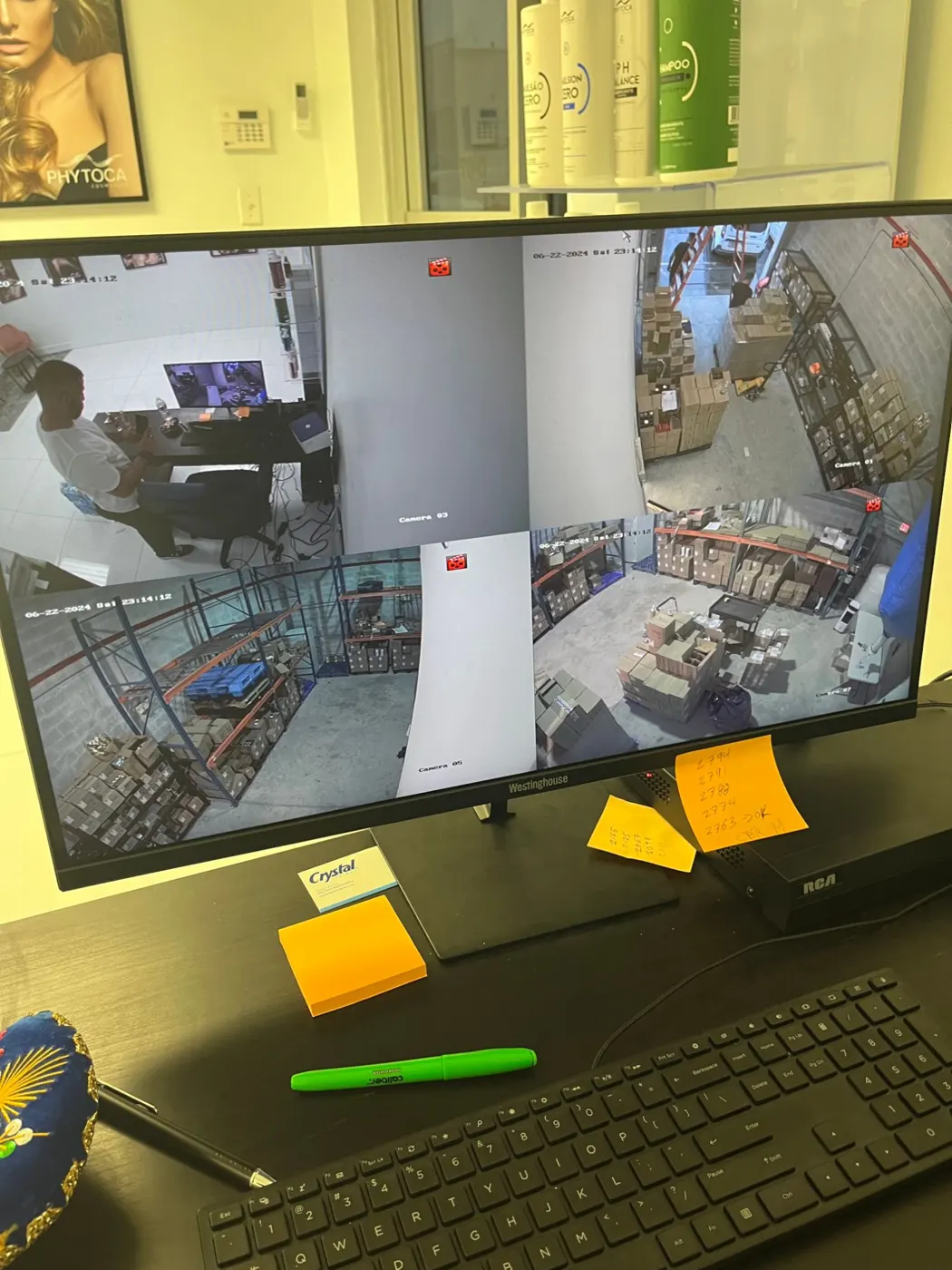 Cámaras instaladas en la oficina y almacén de Phytoca